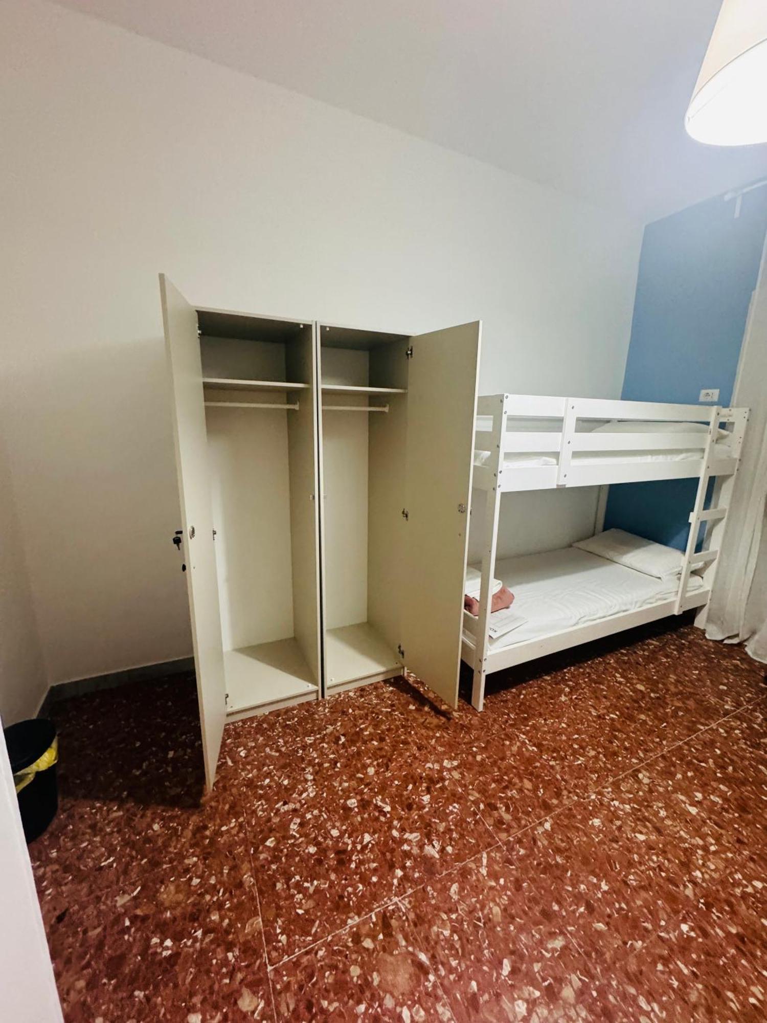 Baraka 24 Vandrerhjem Roma Eksteriør bilde